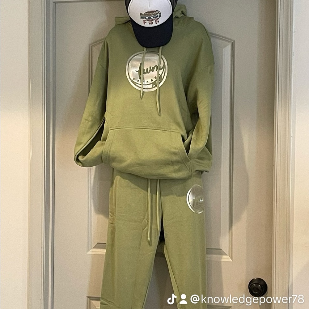 Sweatsuit